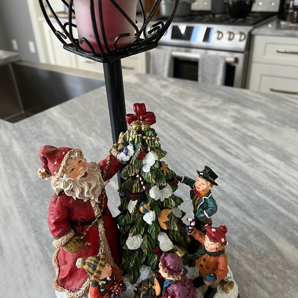 Traditional Santa Claus and friends Christmas  decor holds a candle really nice - Picture 9 of 14